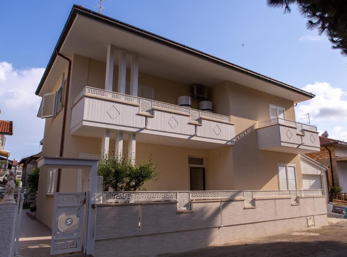 Aria Di Sale Bed & Breakfast Martinsicuro Exterior foto